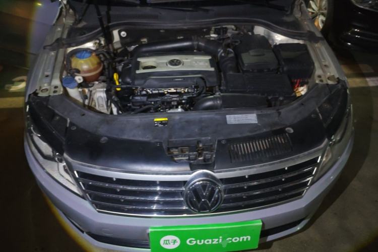 Used Volkswagen FAW-Volkswagen CC 2016 1.8TSI Prestige Model Engine Bay