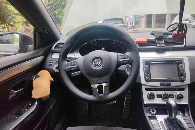Used Volkswagen FAW-Volkswagen CC 2016 2.0 TSI Luxury Model Steering Wheel