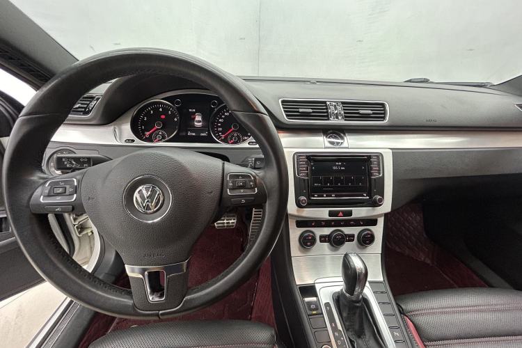 Used Volkswagen FAW-Volkswagen CC 2016 1.8TSI Luxury Model Interior 2