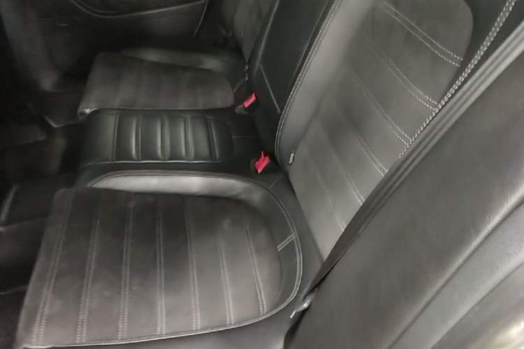 Used Volkswagen FAW-Volkswagen CC 2016 1.8TSI Prestige Model Left Rear Seat