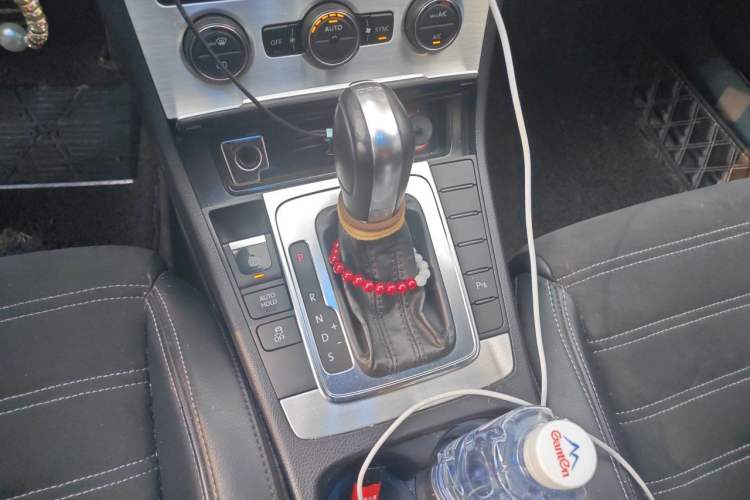 Used Volkswagen FAW-Volkswagen CC 2016 1.8TSI Prestige Model Gear Lever