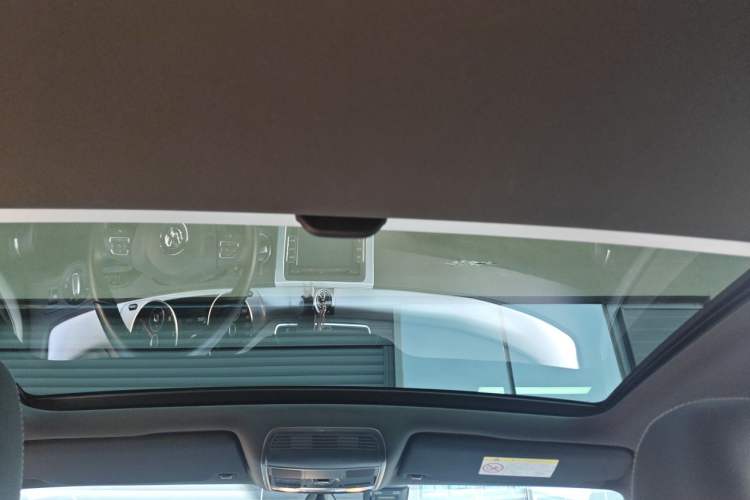 Used Volkswagen FAW-Volkswagen CC 2016 1.8TSI Luxury Model Headliner