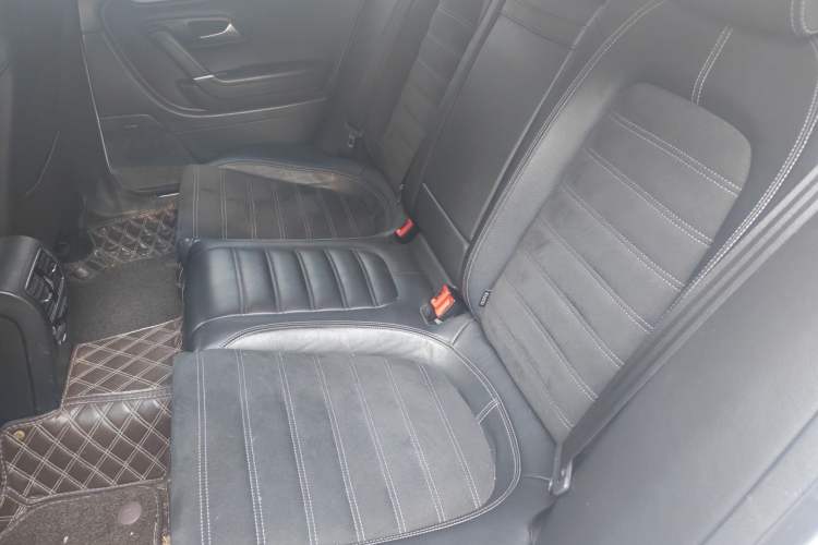 Used Volkswagen FAW-Volkswagen CC 2016 1.8TSI Prestige Model Left Rear Seat