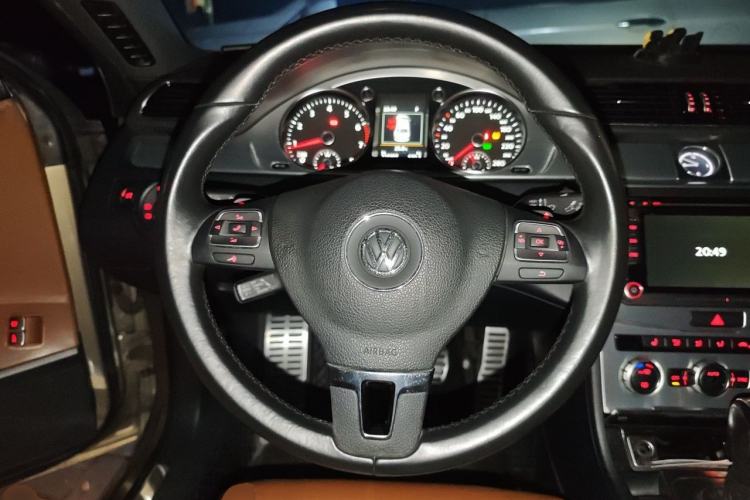 Used Volkswagen FAW-Volkswagen CC 2016 1.8TSI Luxury Model Steering Wheel