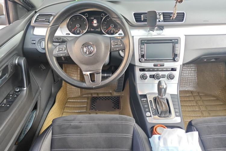 Used Volkswagen FAW-Volkswagen CC 2016 1.8TSI Luxury Model Steering Wheel