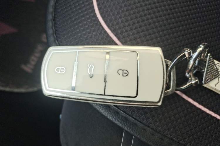 Used Volkswagen FAW-Volkswagen CC 2016 2.0 TSI Luxury Model Vehicle Key