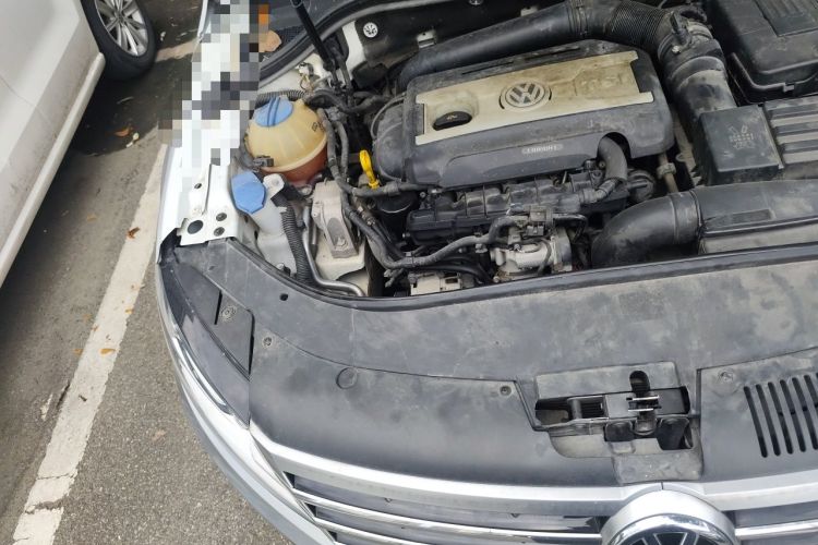 Used Volkswagen FAW-Volkswagen CC 2016 1.8TSI Luxury Model Engine Bay Right
