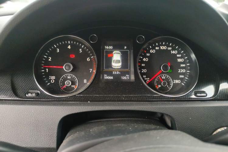 Used Volkswagen FAW-Volkswagen CC 2016 1.8TSI Luxury Model Instrument Cluster