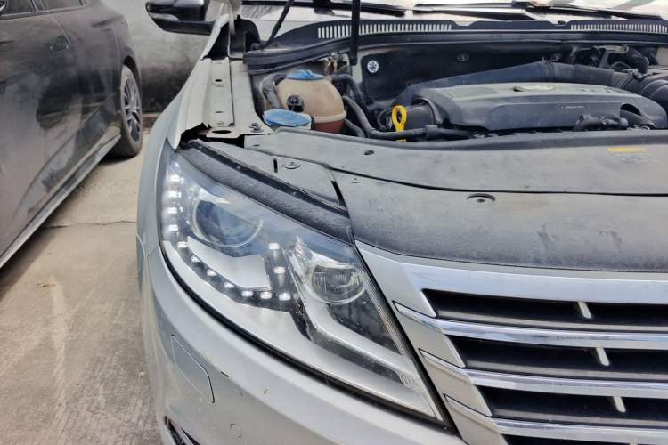 Used Volkswagen FAW-Volkswagen CC 2016 2.0 TSI Luxury Model Right Front Headlight