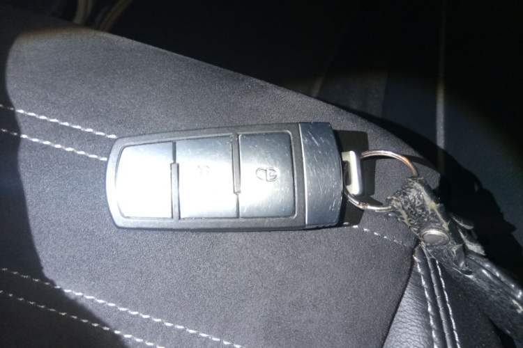 Used Volkswagen FAW-Volkswagen CC 2016 1.8TSI Luxury Model Vehicle Key