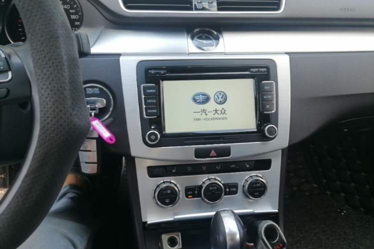 Used Volkswagen FAW-Volkswagen CC 2016 2.0 TSI Ultimate Edition Audio And AC Panel