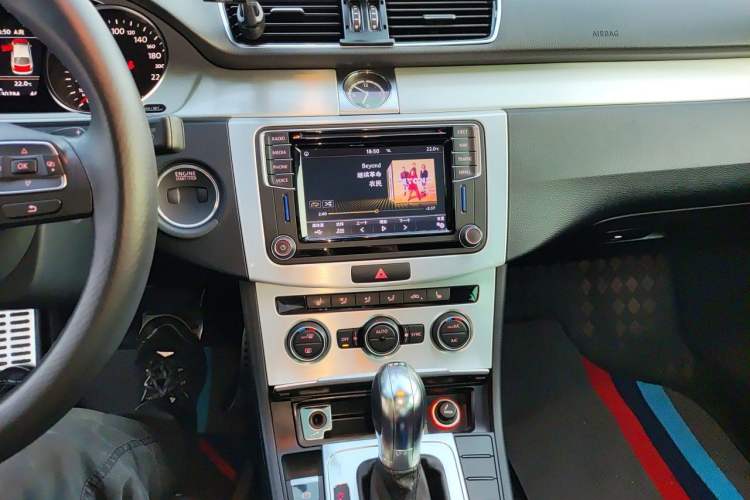 Used Volkswagen FAW-Volkswagen CC 2016 300TSI 25th Anniversary Edition Audio And AC Panel