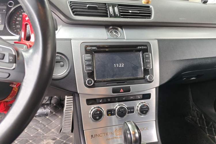 Used Volkswagen FAW-Volkswagen CC 2016 1.8TSI Luxury Model Audio And AC Panel