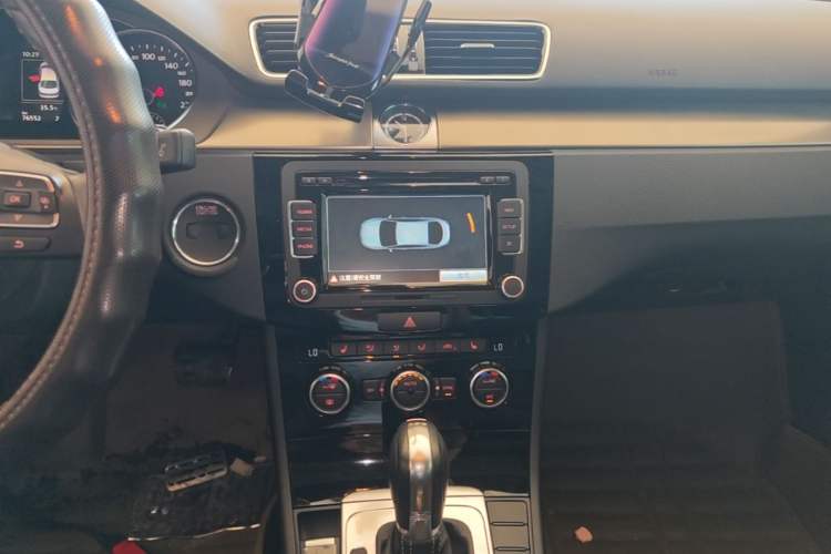 Used Volkswagen FAW-Volkswagen CC 2016 300TSI 25th Anniversary Edition Audio And AC Panel
