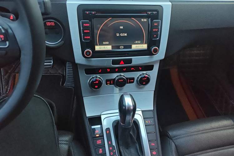 Used Volkswagen FAW-Volkswagen CC 2016 2.0 TSI Ultimate Edition Audio And AC Panel