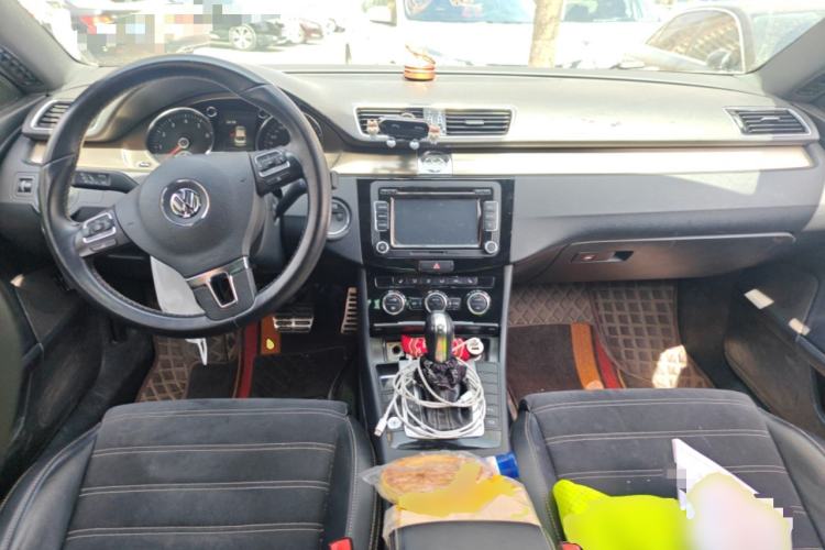 Used Volkswagen FAW-Volkswagen CC 2016 300TSI 25th Anniversary Edition Center Console