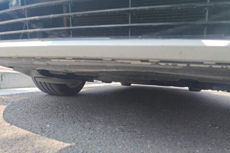 Used Volkswagen FAW-Volkswagen CC 2016 1.8TSI Prestige Model Chassis Front
