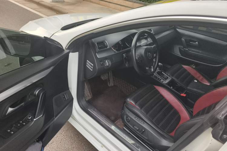 Used Volkswagen FAW-Volkswagen CC 2016 1.8TSI Luxury Model Driver Seat