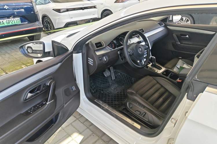 Used Volkswagen FAW-Volkswagen CC 2016 1.8TSI Luxury Model Driver Seat