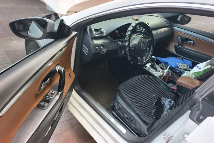 Used Volkswagen FAW-Volkswagen CC 2016 1.8TSI Luxury Model Driver Seat