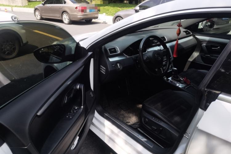 Used Volkswagen FAW-Volkswagen CC 2016 2.0 TSI Luxury Model Driver Seat