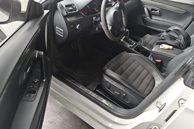Used Volkswagen FAW-Volkswagen CC 2016 300TSI 25th Anniversary Edition Driver Seat