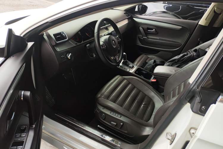 Used Volkswagen FAW-Volkswagen CC 2016 1.8TSI Luxury Model Driver Seat