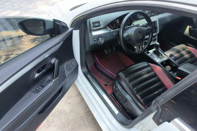 Used Volkswagen FAW-Volkswagen CC 2016 1.8TSI Luxury Model Driver Seat