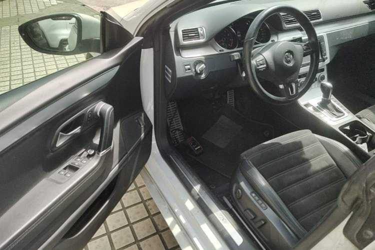 Used Volkswagen FAW-Volkswagen CC 2016 1.8TSI Luxury Model Driver Seat