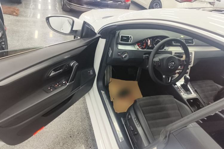 Used Volkswagen FAW-Volkswagen CC 2016 1.8TSI Luxury Model Driver Seat