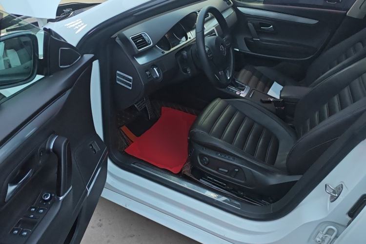 Used Volkswagen FAW-Volkswagen CC 2016 2.0 TSI Ultimate Edition Driver Seat