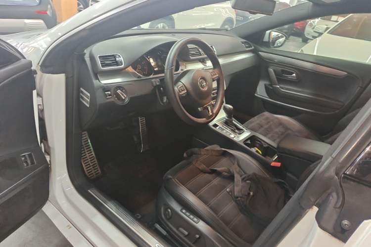 Used Volkswagen FAW-Volkswagen CC 2016 1.8TSI Luxury Model Driver Seat