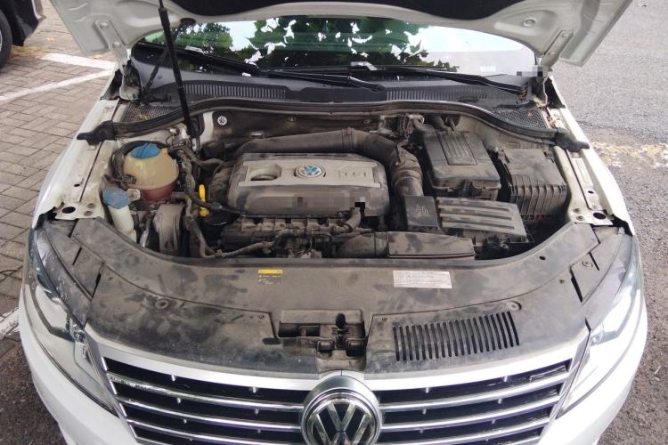Used Volkswagen FAW-Volkswagen CC 2016 2.0 TSI Ultimate Edition Engine Bay