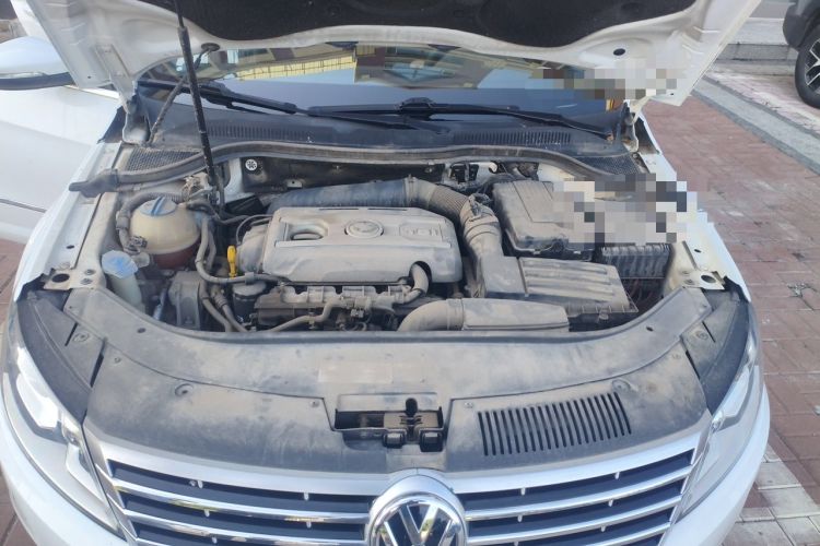 Used Volkswagen FAW-Volkswagen CC 2016 1.8TSI Prestige Model Engine Bay