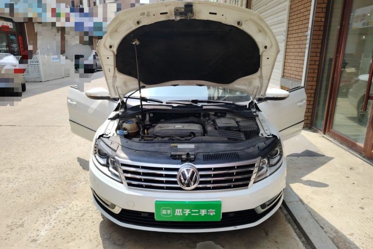 Used Volkswagen FAW-Volkswagen CC 2016 1.8TSI Prestige Model Engine Bay