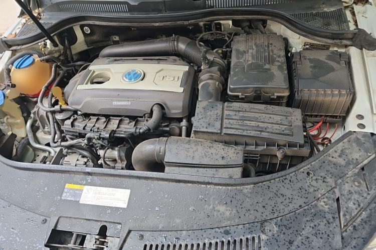 Used Volkswagen FAW-Volkswagen CC 2016 2.0 TSI Ultimate Edition Engine Bay