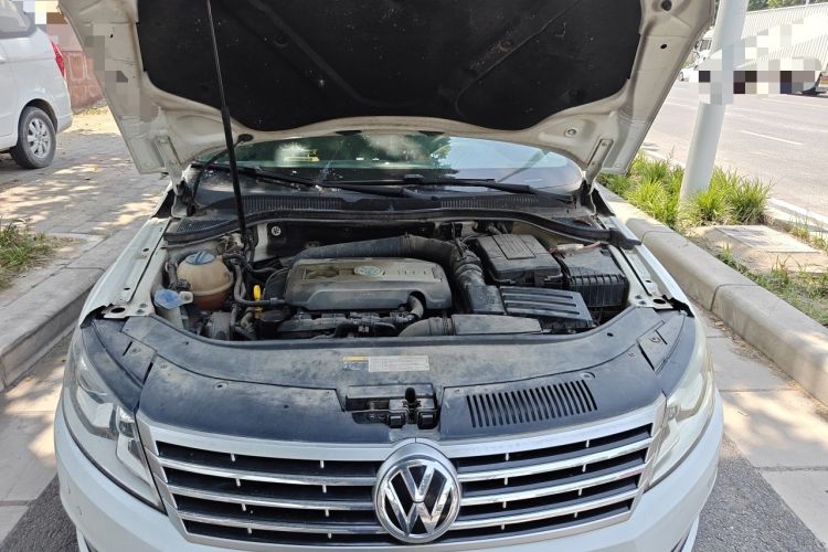 Used Volkswagen FAW-Volkswagen CC 2016 1.8TSI Luxury Model Engine Bay