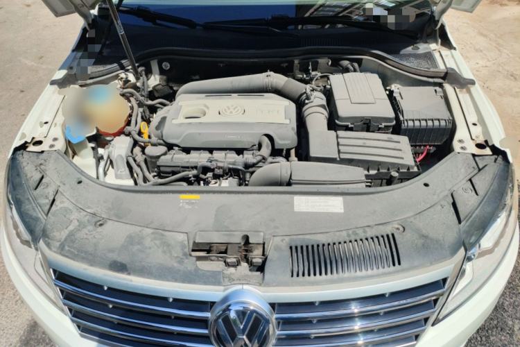 Used Volkswagen FAW-Volkswagen CC 2016 1.8TSI Luxury Model Engine Bay