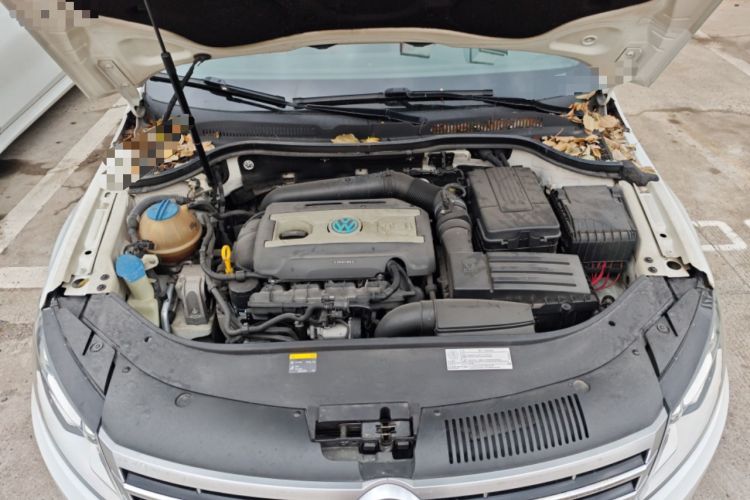 Used Volkswagen FAW-Volkswagen CC 2016 1.8TSI Luxury Model Engine Bay