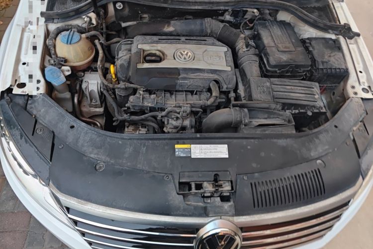 Used Volkswagen FAW-Volkswagen CC 2016 1.8TSI Luxury Model Engine Bay