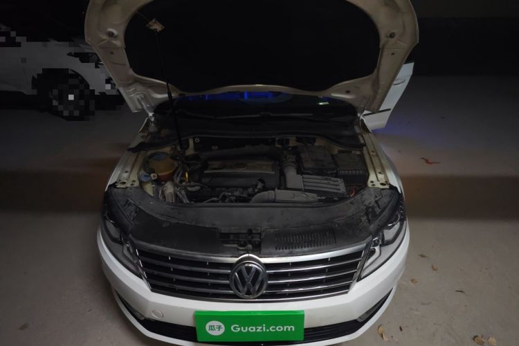 Used Volkswagen FAW-Volkswagen CC 2016 1.8TSI Luxury Model Engine Bay