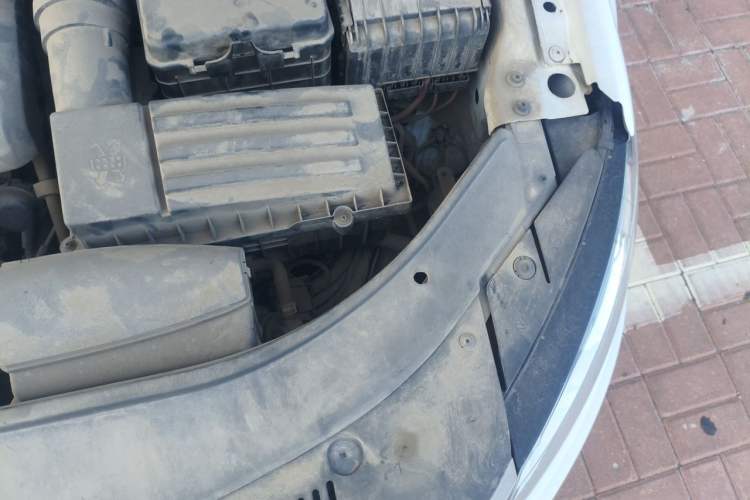 Used Volkswagen FAW-Volkswagen CC 2016 1.8TSI Prestige Model Engine Bay Left