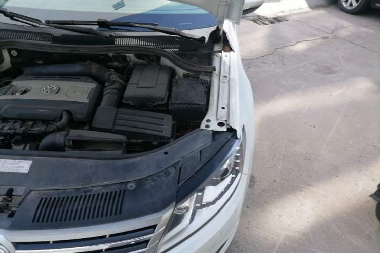 Used Volkswagen FAW-Volkswagen CC 2016 2.0 TSI Ultimate Edition Engine Bay Left