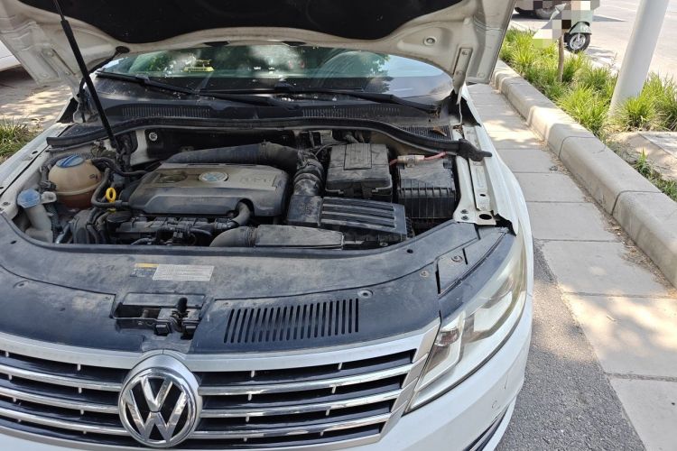 Used Volkswagen FAW-Volkswagen CC 2016 1.8TSI Luxury Model Engine Bay Left