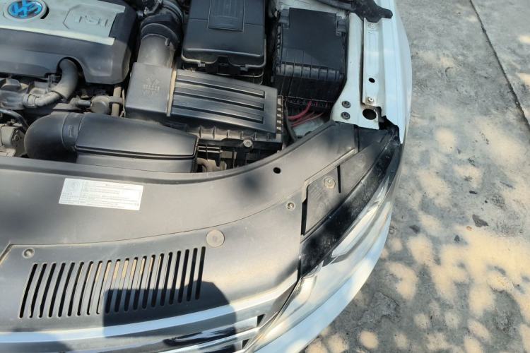 Used Volkswagen FAW-Volkswagen CC 2016 1.8TSI Luxury Model Engine Bay Left