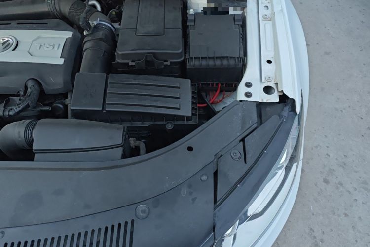 Used Volkswagen FAW-Volkswagen CC 2016 2.0 TSI Ultimate Edition Engine Bay Left