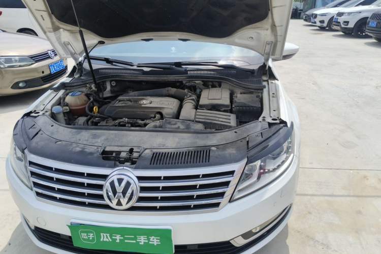 Used Volkswagen FAW-Volkswagen CC 2016 2.0 TSI Luxury Model Engine Bay Left