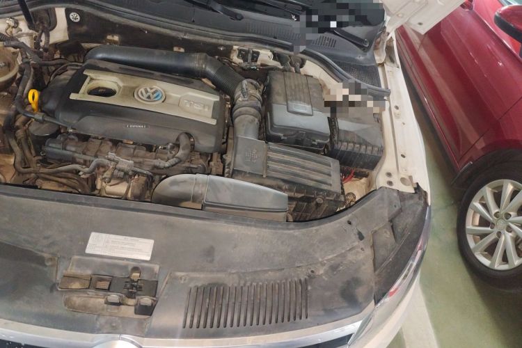 Used Volkswagen FAW-Volkswagen CC 2016 1.8TSI Luxury Model Engine Bay Left