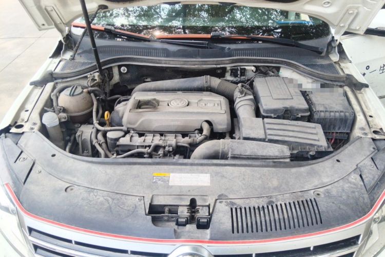 Used Volkswagen FAW-Volkswagen CC 2016 1.8TSI Prestige Model Engine Bay