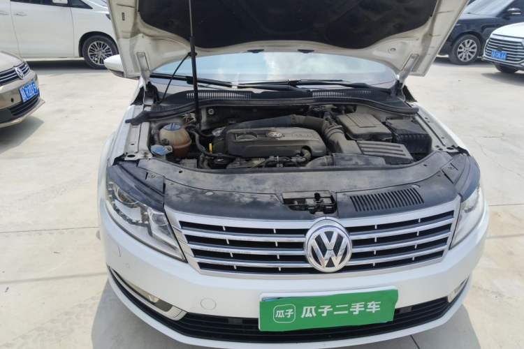 Used Volkswagen FAW-Volkswagen CC 2016 2.0 TSI Luxury Model Engine Bay Right